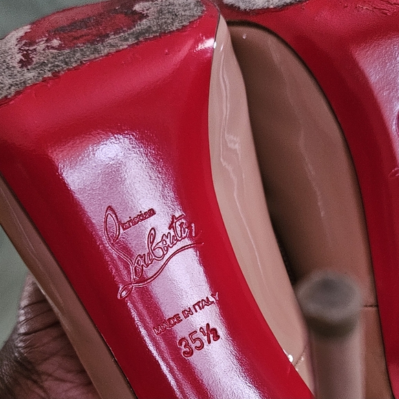 Women's Christian Louboutin Tan Patent Leather Open Toe Pump Heels Size 6 US - Picture 13 of 15